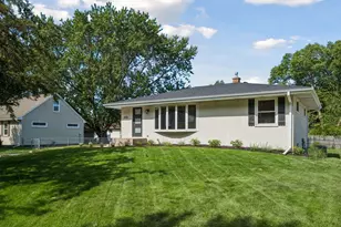 5919 Carlson St, Shoreview, MN 55126 - Photo 3