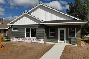 2242 8th Ln SE, Cambridge, MN 55008 - Photo 1