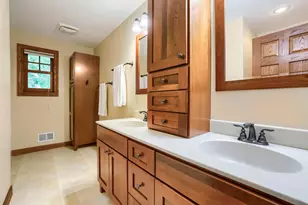 3019 W Old Shakopee Road W, Bloomington, MN 55431 - Photo 27
