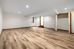 3019 W Old Shakopee Road W, Bloomington, MN 55431 - Photo 39