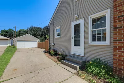 753 Idaho Avenue W, Saint Paul, MN 55117 - Photo 61