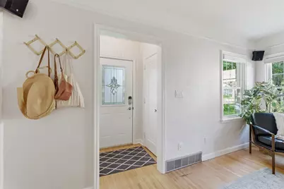 753 Idaho Avenue W, Saint Paul, MN 55117 - Photo 5