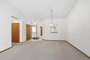 14516 Eureka Ct, Apple Valley, MN 55124 - Photo 7