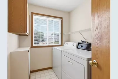 14516 Eureka Court, Apple Valley, MN 55124 - Photo 25
