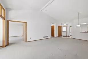 14516 Eureka Ct, Apple Valley, MN 55124 - Photo 9