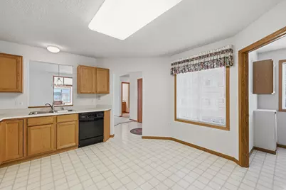 14516 Eureka Court, Apple Valley, MN 55124 - Photo 13