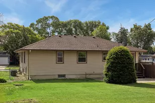 10600 President Dr NE, Blaine, MN 55434 - Photo 25