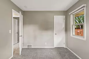 10600 President Dr NE, Blaine, MN 55434 - Photo 17