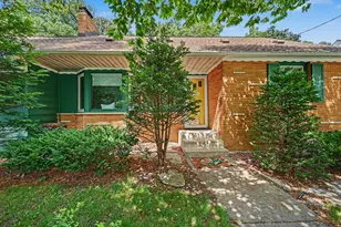 885 Old Lexington Ave, Saint Paul, MN 55116 - Photo 1