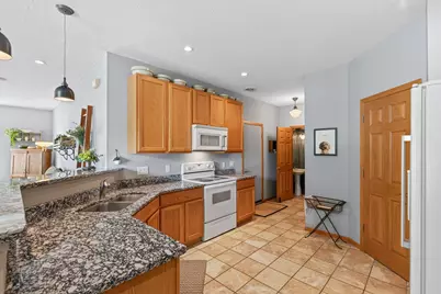 9649 Peony Lane N #1110, Maple Grove, MN 55311 - Photo 9