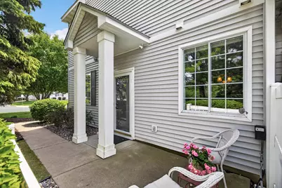 9649 Peony Lane N #1110, Maple Grove, MN 55311 - Photo 7