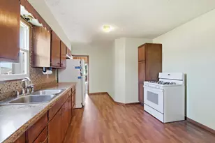 210 W Church St, Belle Plaine, MN 56011 - Photo 13
