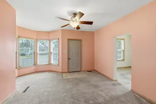 210 W Church St, Belle Plaine, MN 56011 - Photo 3