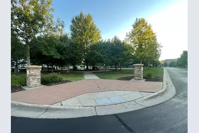 9605 Scott Circle N, Brooklyn Park, MN 55443 - Photo 19
