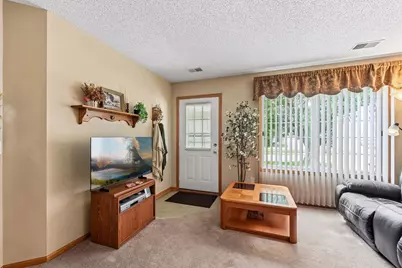 2033 Southcross Drive W #401, Burnsville, MN 55306 - Photo 7