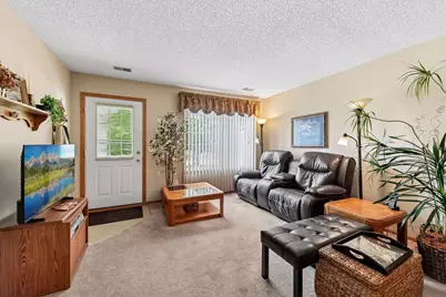 2033 Southcross Drive W #401, Burnsville, MN 55306 - Photo 9
