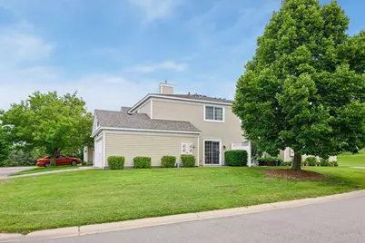 2033 Southcross Drive W #401, Burnsville, MN 55306 - Photo 5