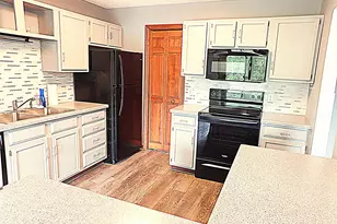 4293 Oakmede Ln, White Bear Lake, MN 55110 - Photo 7