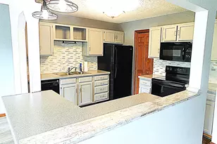 4293 Oakmede Ln, White Bear Lake, MN 55110 - Photo 9