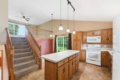 224 Country Court, Sartell, MN 56377 - Photo 5