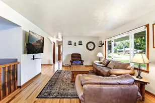 8758 Hamlet Ave S, Cottage Grove, MN 55016 - Photo 5