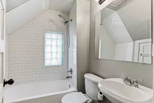 884 Iglehart Ave, Saint Paul, MN 55104 - Photo 39