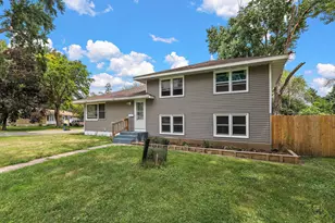 6924 Scott Ave N, Brooklyn Center, MN 55429 - Photo 3