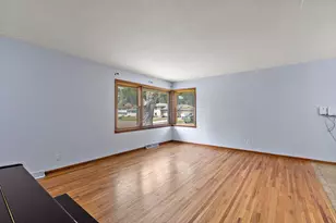 6924 Scott Ave N, Brooklyn Center, MN 55429 - Photo 5