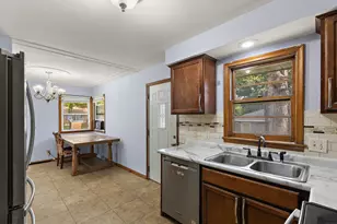 6924 Scott Ave N, Brooklyn Center, MN 55429 - Photo 7