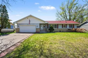 7617 Lee Ave N, Brooklyn Park, MN 55443 - Photo 21