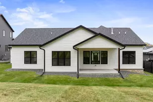 4228 Cassidy Ridge Dr NE, Rochester, MN 55906 - Photo 5