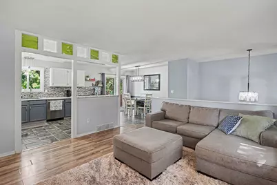 8166 Janero Avenue S, Cottage Grove, MN 55016 - Photo 5