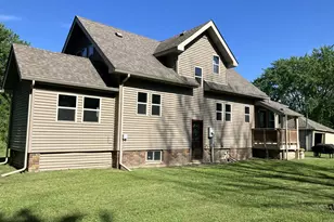 12705 347th St, Lindstrom, MN 55045 - Photo 3