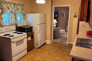 1805 Fulham St, Lauderdale, MN 55113 - Photo 11