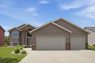 506 8th St NE, Dilworth, MN 56529 - Photo 1