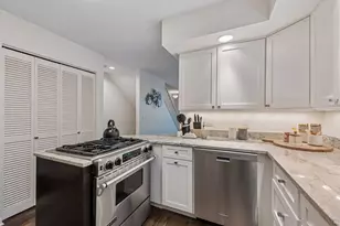 2726 Humboldt Ave S, Minneapolis, MN 55408 - Photo 9