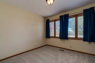 29558 Pumpkin Hill Road, Le Sueur, MN 56058 - Photo 23