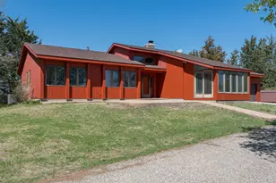29558 Pumpkin Hill Rd, Le Sueur, MN 56058 - Photo 3