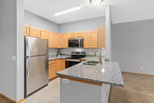 9457 Marshall Rd, Eden Prairie, MN 55347 - Photo 7