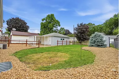 243 13th Avenue N, South Saint Paul, MN 55075 - Photo 21