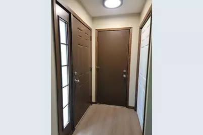 2420-2422 Brenner Court, Roseville, MN 55113 - Photo 11