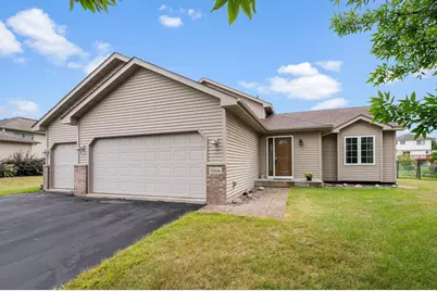6194 Karmen Avenue NE, Albertville, MN 55301 - Photo 1