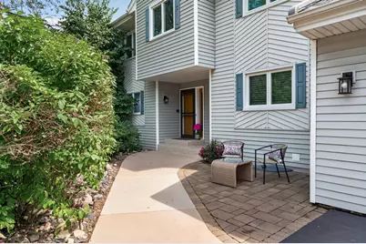 18425 Harrogate Drive, Eden Prairie, MN 55346 - Photo 7