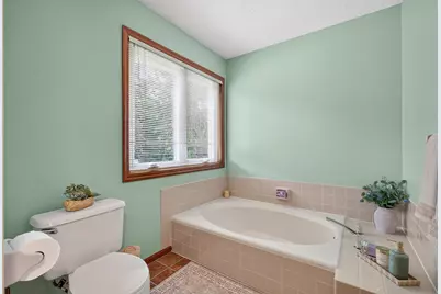 18425 Harrogate Drive, Eden Prairie, MN 55346 - Photo 35