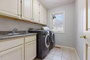 9440 Abigail Ct, Inver Grove Heights, MN 55077 - Photo 17
