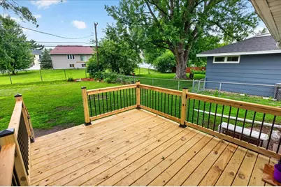 5657 Nevada Avenue N, Crystal, MN 55428 - Photo 9