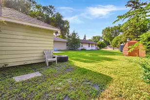 2113 7th St N, Fargo, ND 58102 - Photo 51