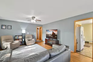 2113 7th St N, Fargo, ND 58102 - Photo 3