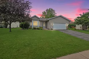 14579 Embry Path, Apple Valley, MN 55124 - Photo 3