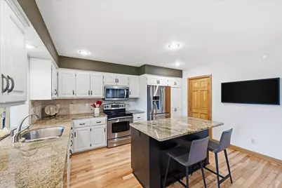 9743 Wellington Lane, Woodbury, MN 55125 - Photo 41